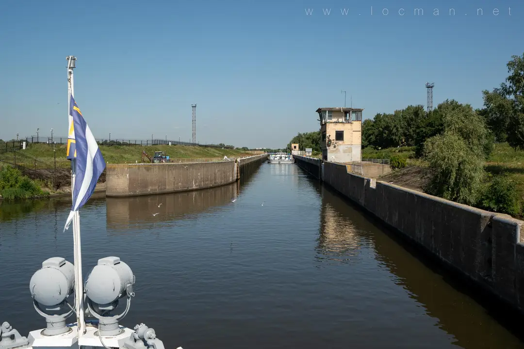 Шлюз Фаустово на реке Москве