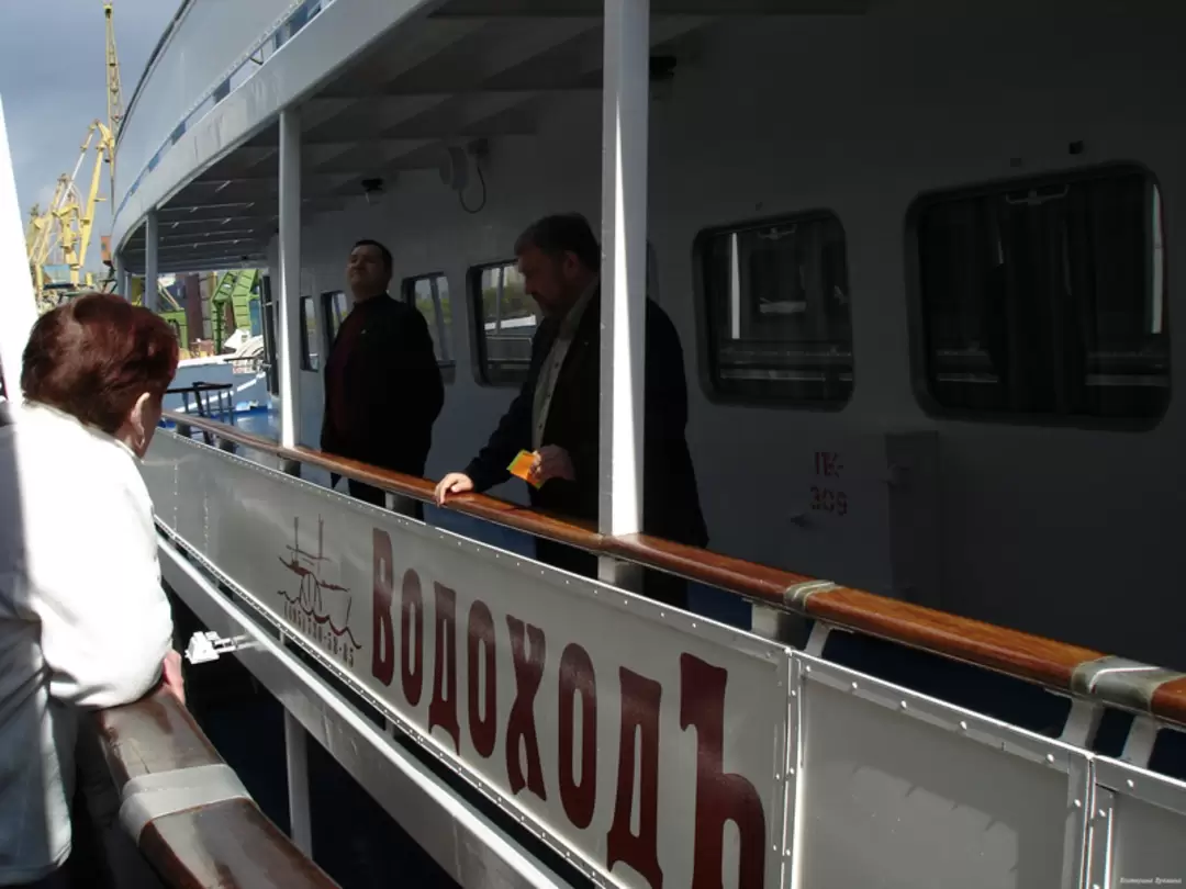 Оправление «Водохода» Оправление «Водохода»