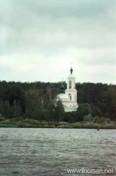 Церковь близ Дубны Церковь близ Дубны