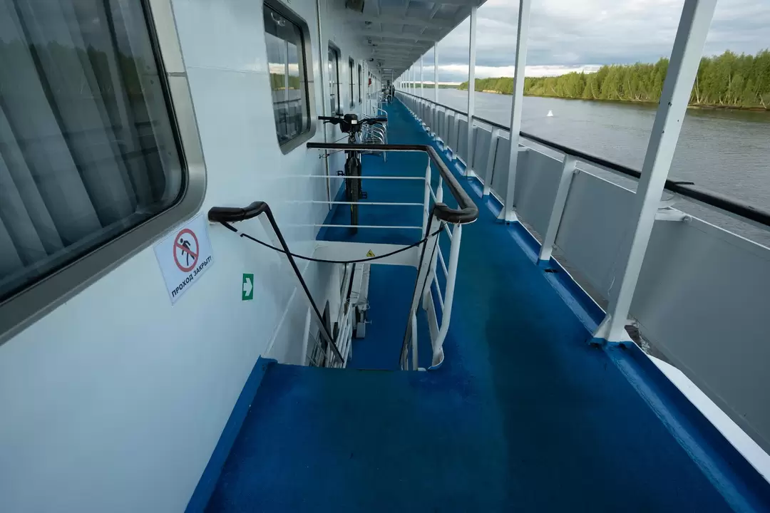 Проход на открытую часть Главной палубы закрыт всегда на теплоходе «Волга Стар»